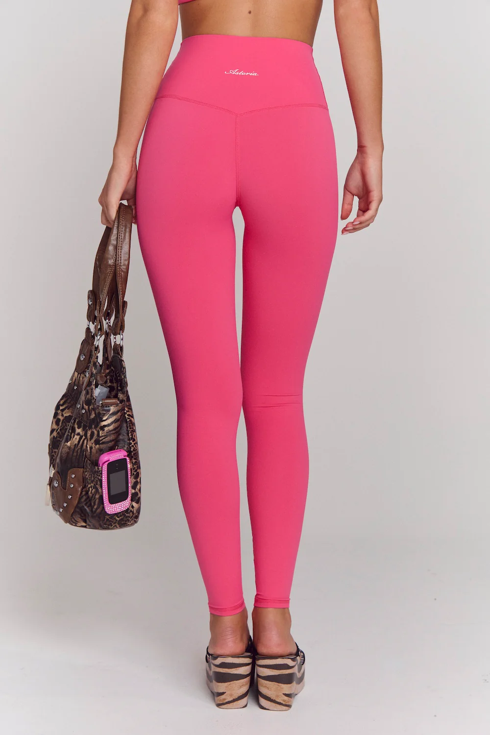Astoria Airvíve Autograph Legging - Popstar Pink - Image 2