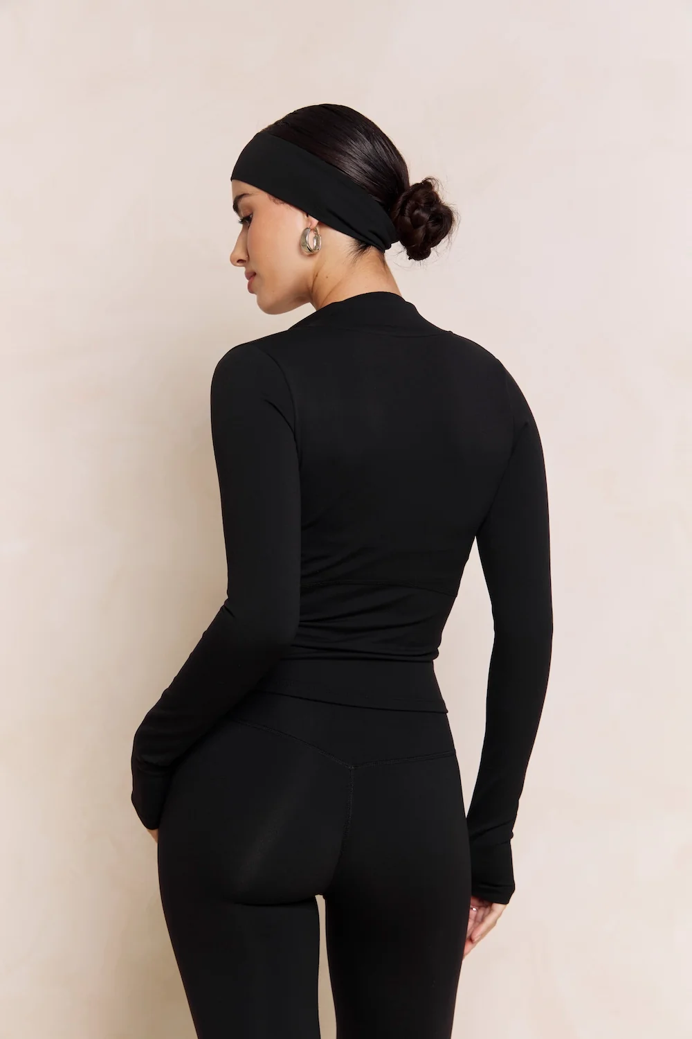 Astoria Airvíve Zip Up Jacket - Black - Image 4